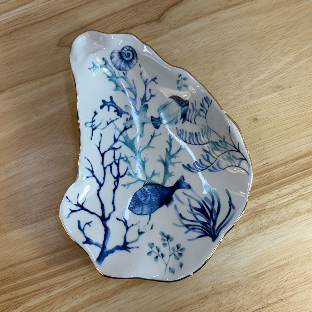 Ceramic Oyster Shell Dish White Blue Fish Coral Ocean Gold Trim Coin Trinket 7in